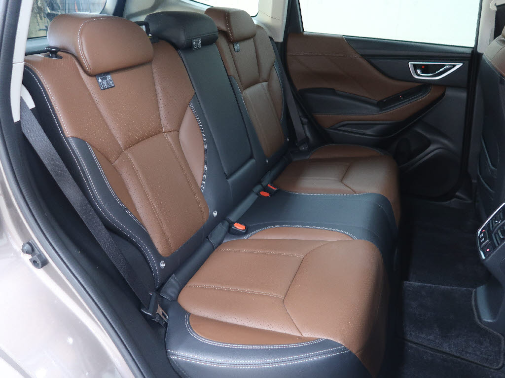 スバル フォレスター アバンス