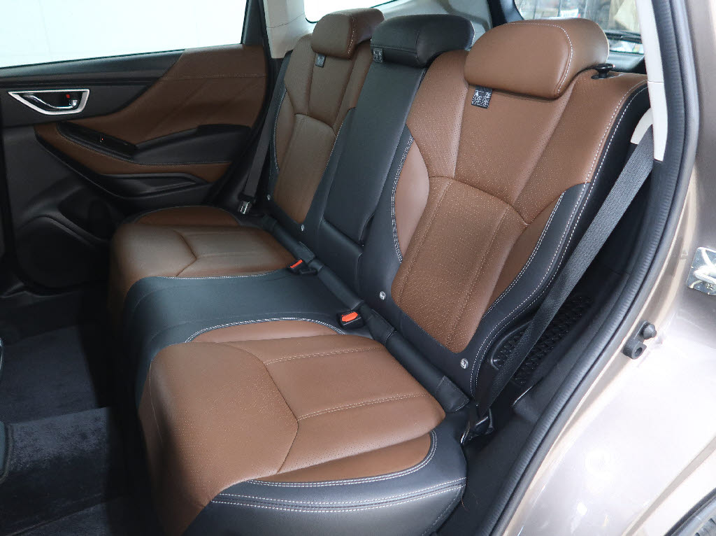 スバル フォレスター アバンス