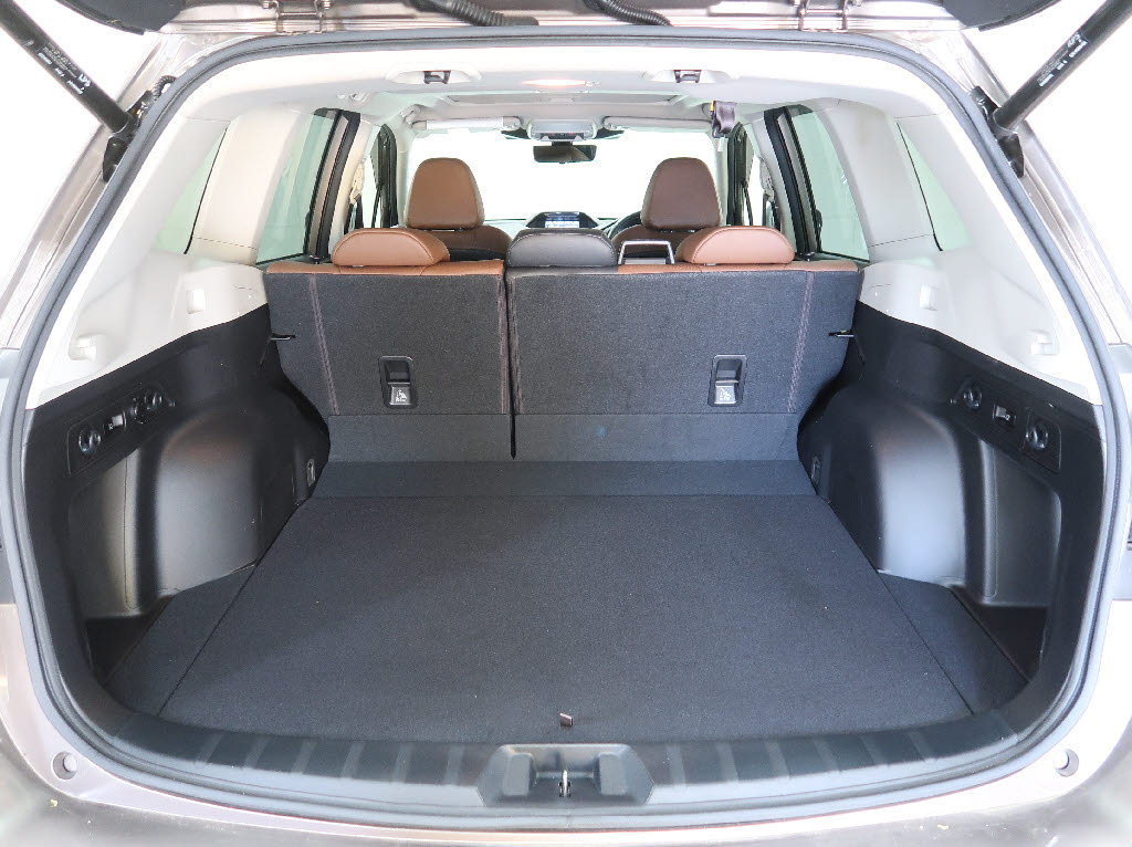 スバル フォレスター アバンス