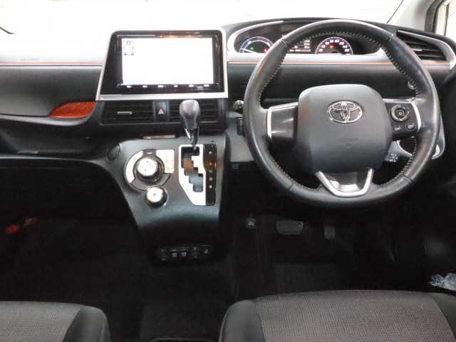 トヨタ シエンタ ファンベース　G