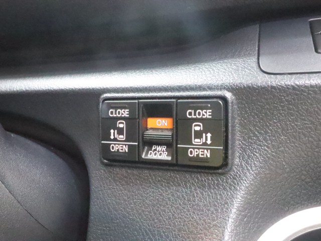 トヨタ シエンタ ファンベース　G