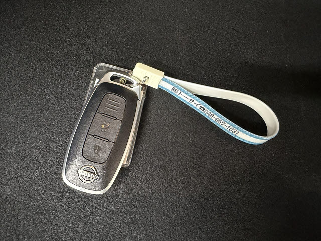 ニッサン サクラ G