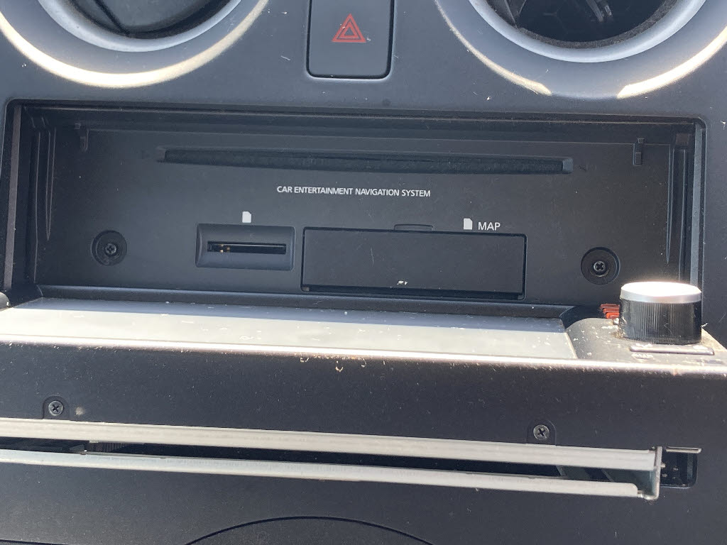 ニッサン ノート X