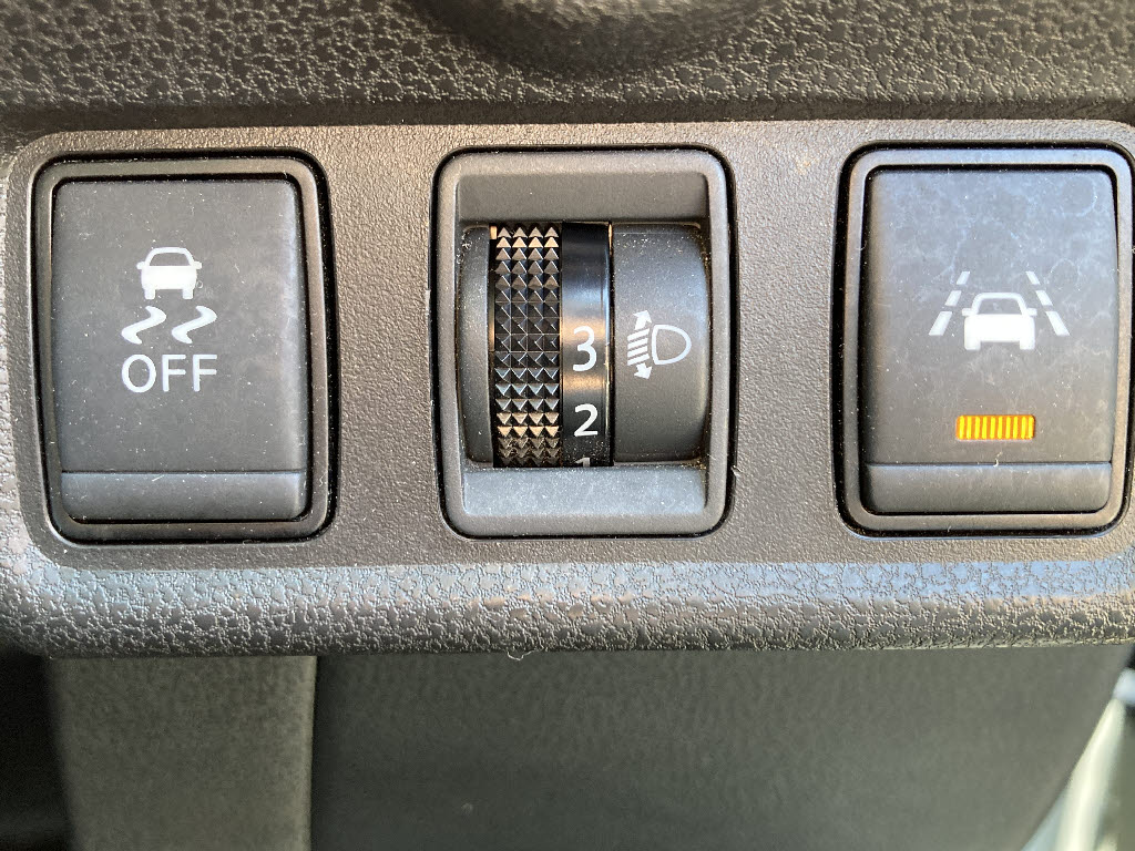 ニッサン ノート X