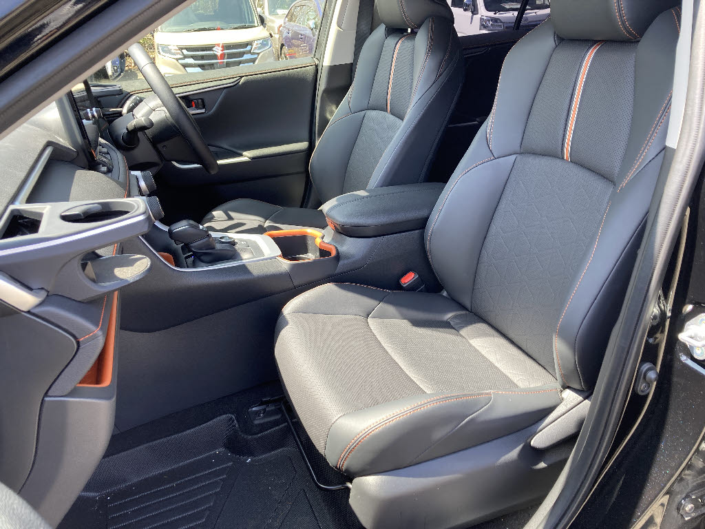 トヨタ ＲＡＶ－４ ｱﾄﾞﾍﾞﾝﾁｬｰHV 4WD