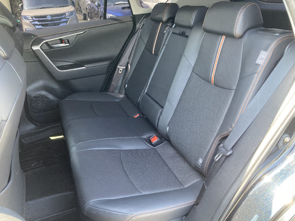 トヨタ ＲＡＶ－４ ｱﾄﾞﾍﾞﾝﾁｬｰHV 4WD