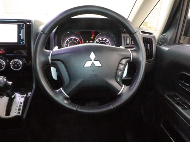 三菱 デリカＤ：５ Dパワーパッケージ