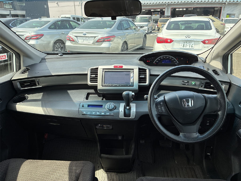 ホンダ フリード 1.5G ｼﾞｬｽﾄｾﾚｸｼｮﾝ 4WD