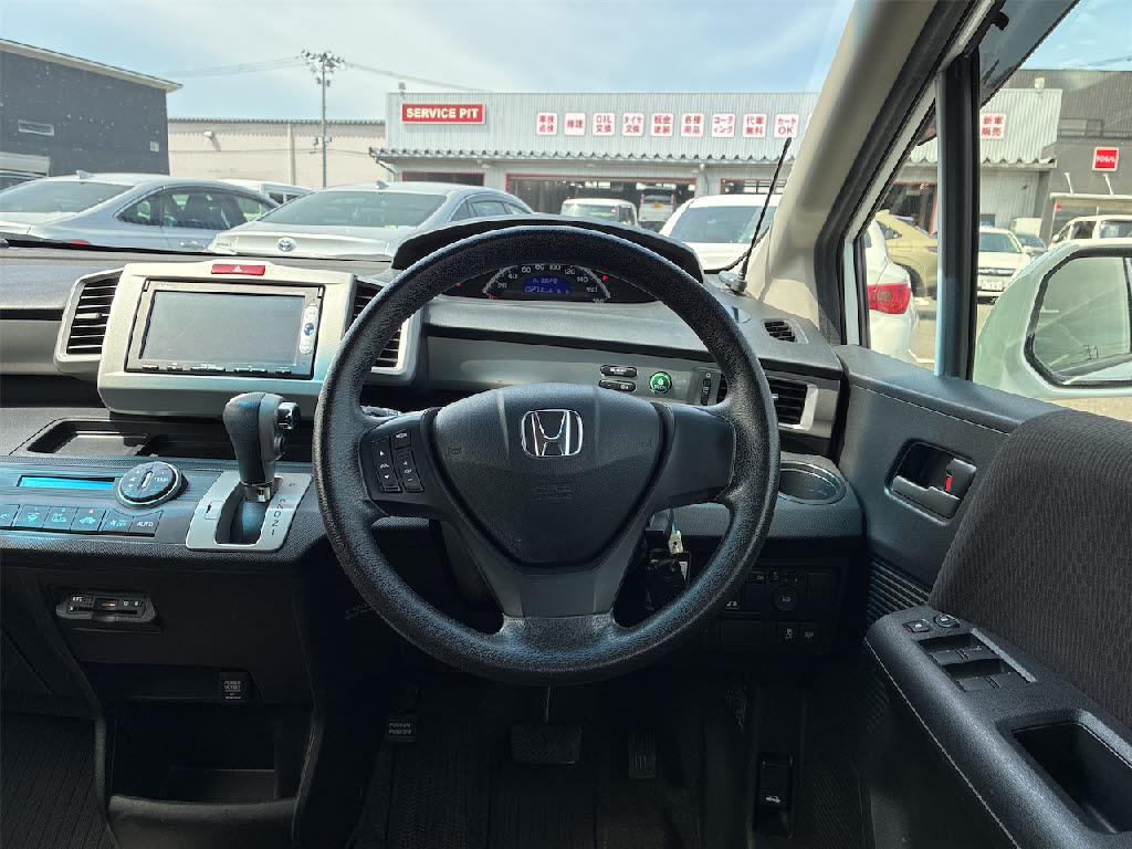 ホンダ フリード 1.5G ｼﾞｬｽﾄｾﾚｸｼｮﾝ 4WD