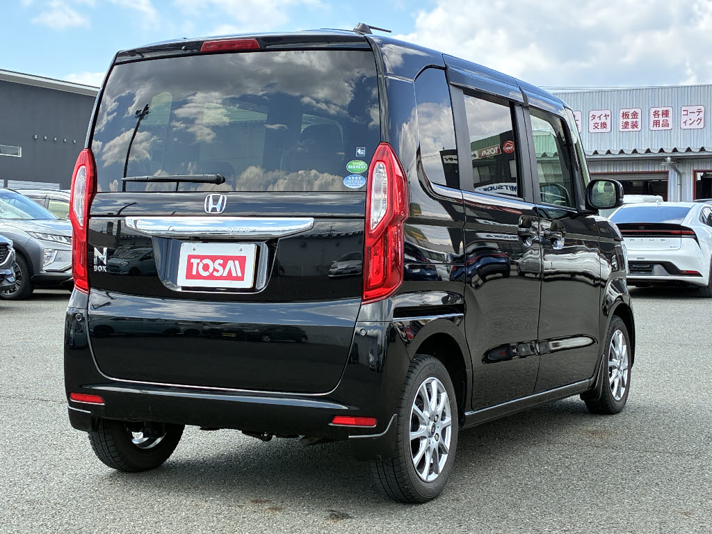 ホンダ Ｎ　ＢＯＸ G Lﾎﾝﾀﾞｾﾝｼﾝｸﾞ 4WD