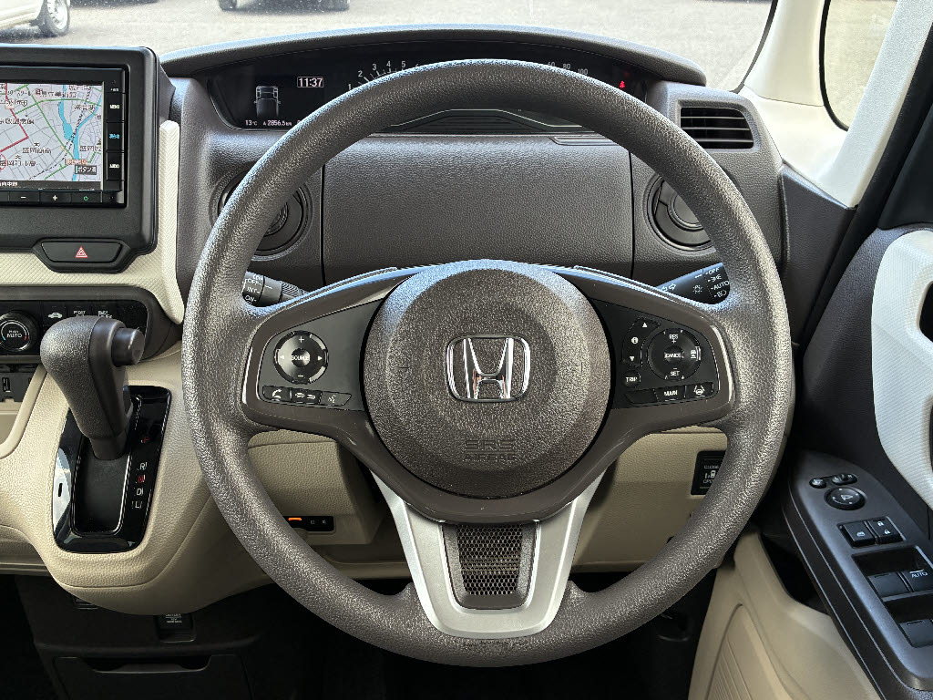 ホンダ Ｎ　ＢＯＸ G Lﾎﾝﾀﾞｾﾝｼﾝｸﾞ 4WD