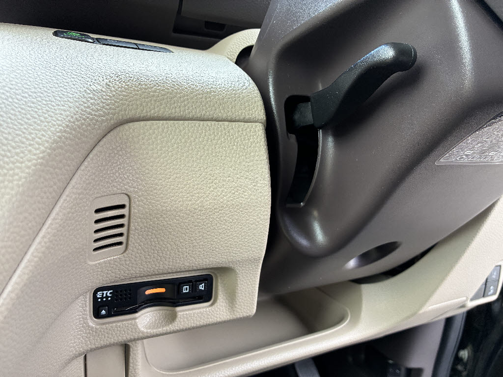 ホンダ Ｎ　ＢＯＸ G Lﾎﾝﾀﾞｾﾝｼﾝｸﾞ 4WD