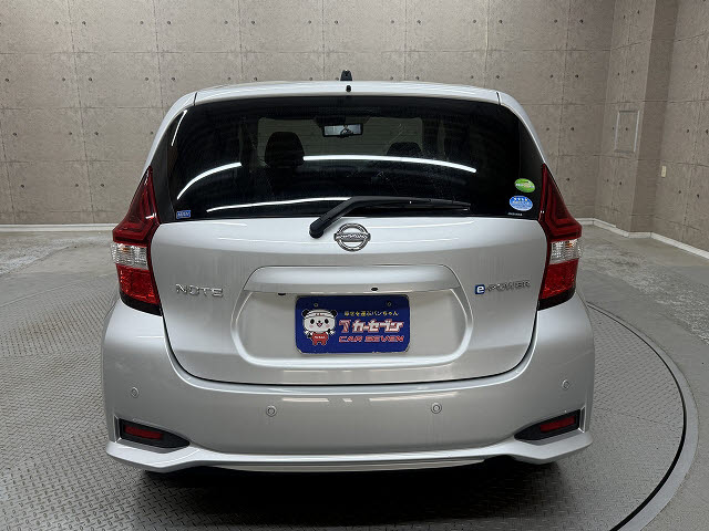 ニッサン ノート e-POWER B
