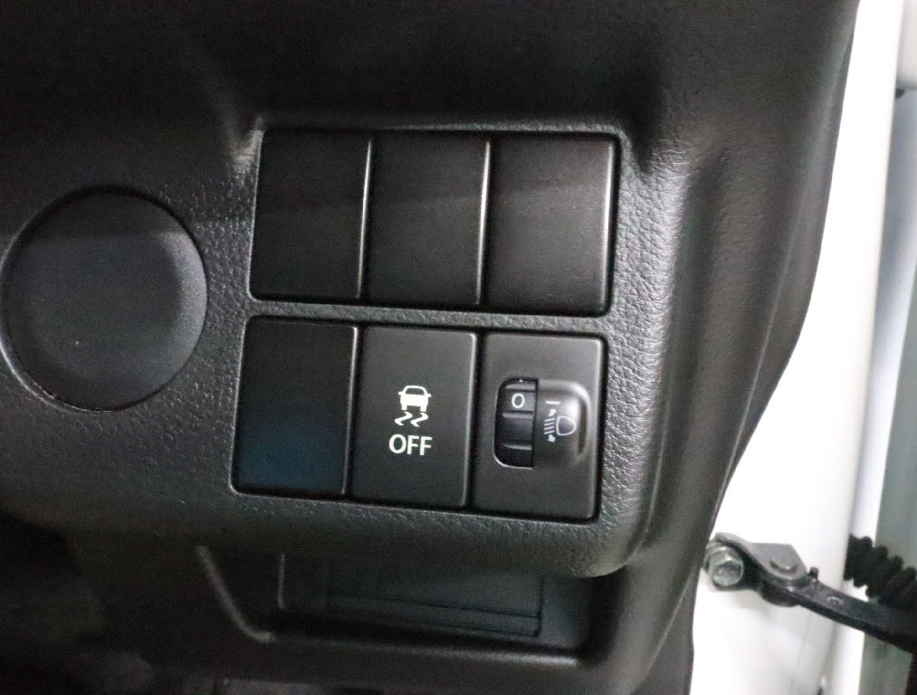 スズキ アルト Ｆ