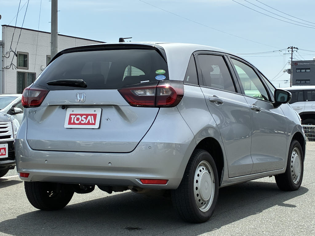 ホンダ フィット ﾍﾞｰｼｯｸ 4WD