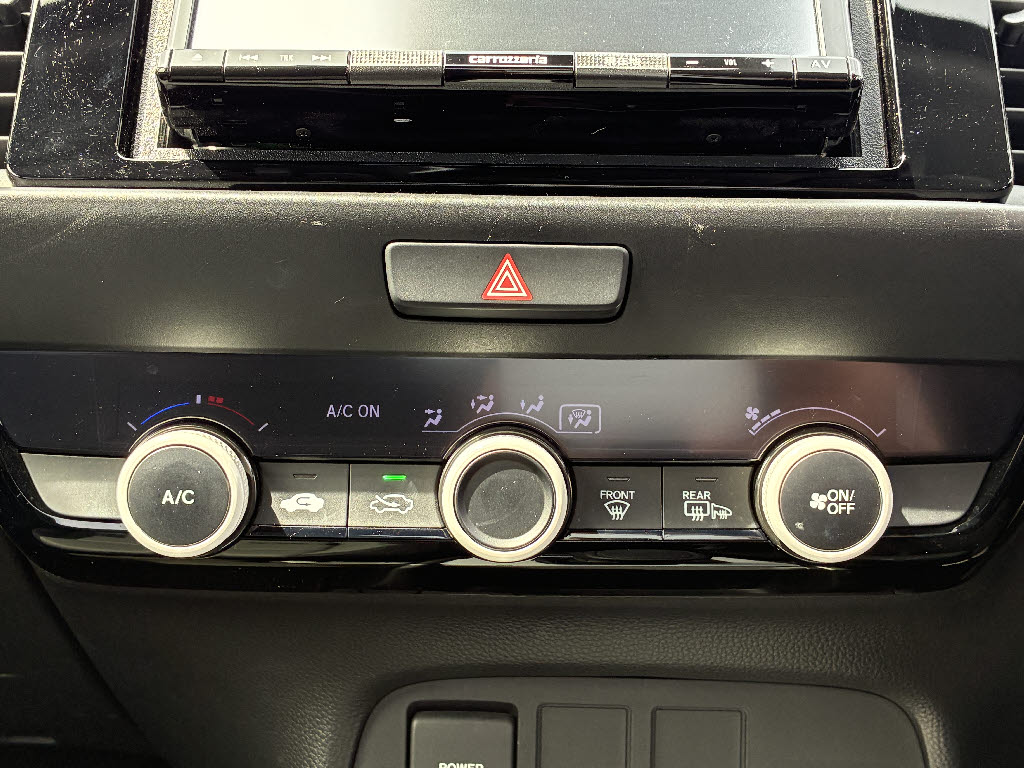 ホンダ フィット ﾍﾞｰｼｯｸ 4WD