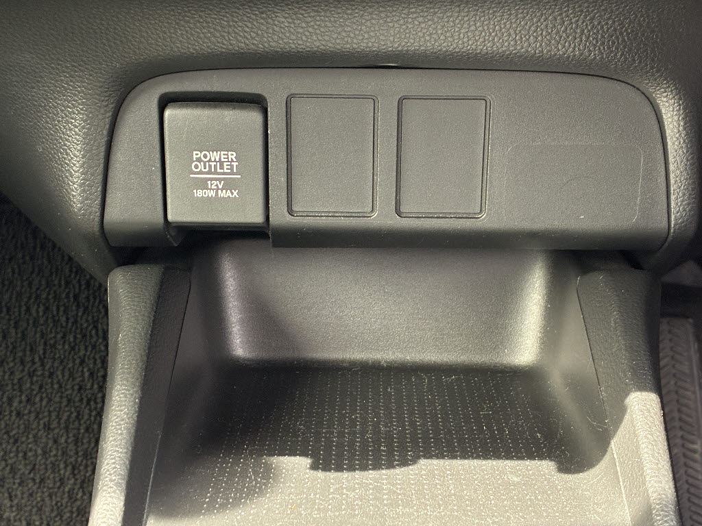 ホンダ フィット ﾍﾞｰｼｯｸ 4WD