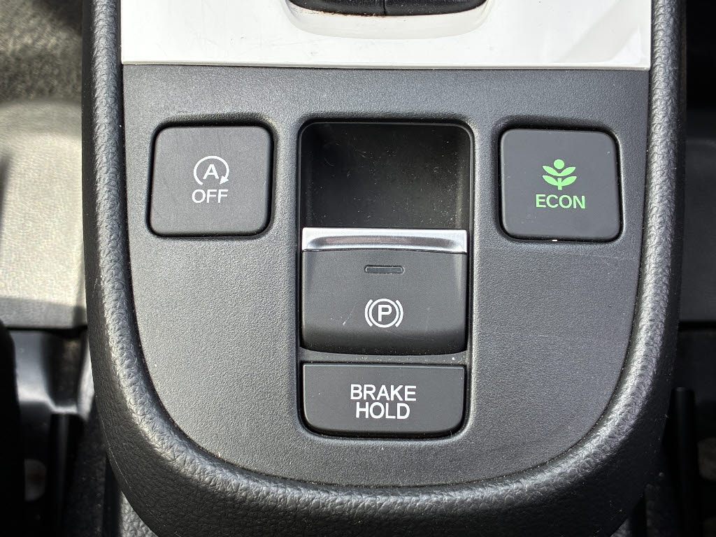 ホンダ フィット ﾍﾞｰｼｯｸ 4WD