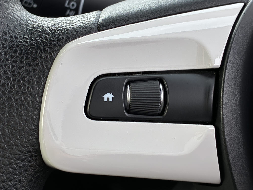 ホンダ フィット ﾍﾞｰｼｯｸ 4WD