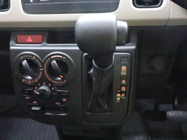 スズキ アルト Ｆ