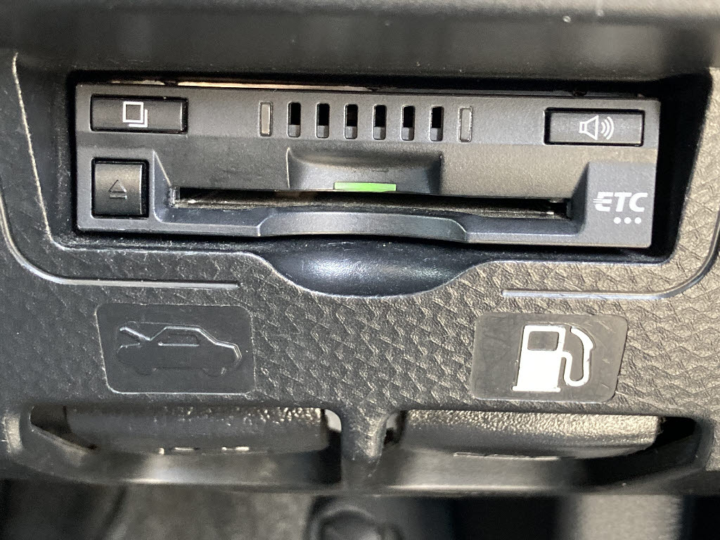 トヨタ ルーミー X 4WD