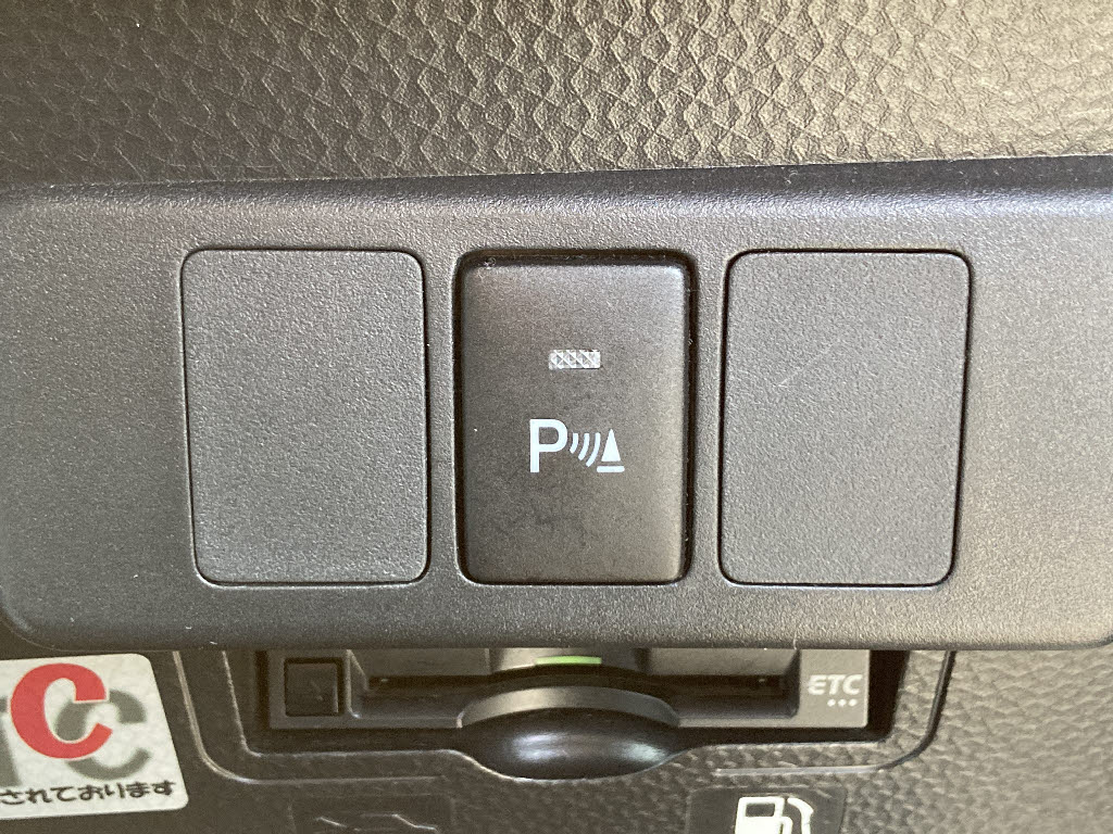 トヨタ ルーミー X 4WD