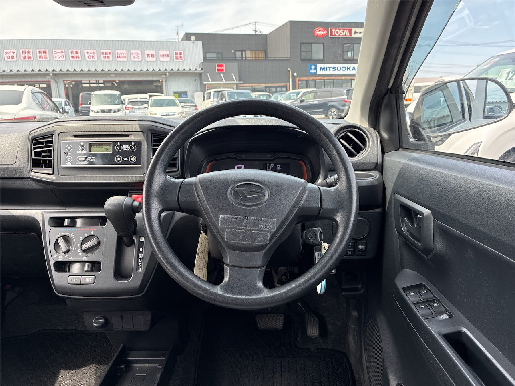 ダイハツ ミライース L SA3 4WD
