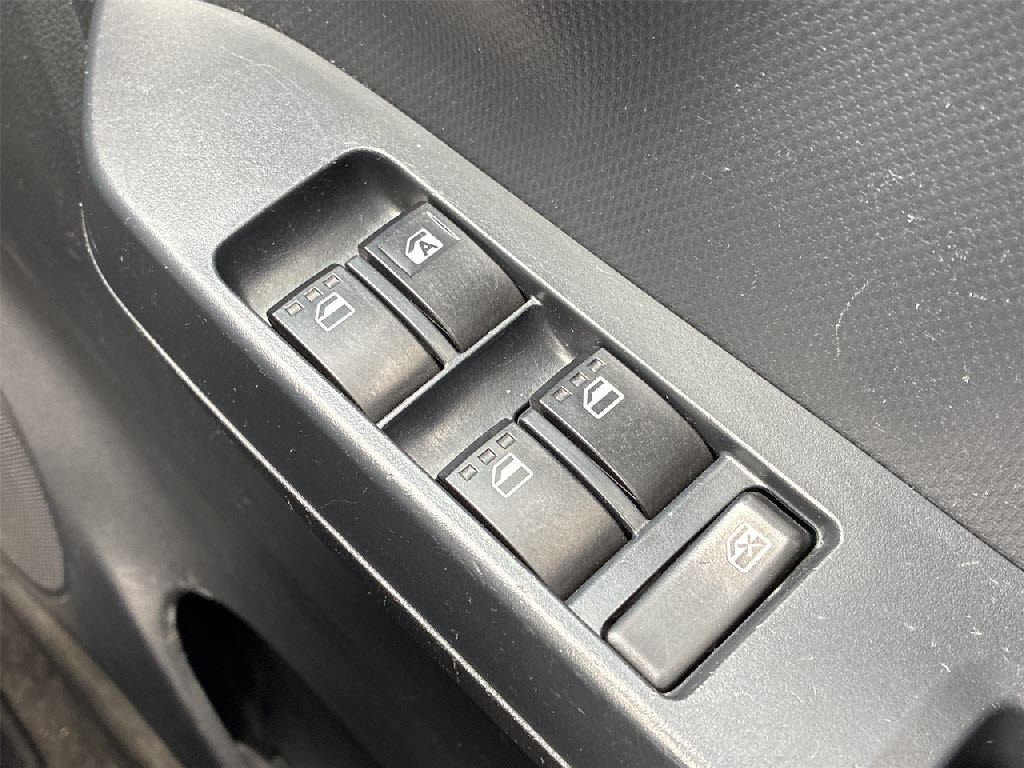 ダイハツ ミライース L SA3 4WD