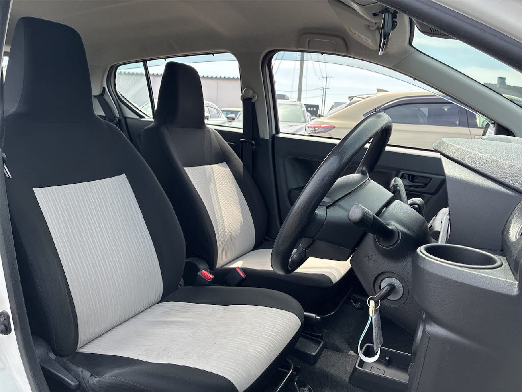 ダイハツ ミライース L SA3 4WD