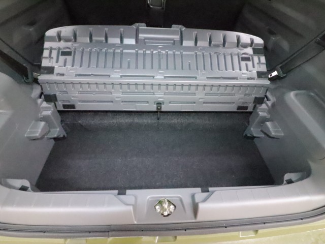 ダイハツ タフト Gﾀｰﾎﾞｸﾛﾑﾍﾞﾝﾁｬｰ