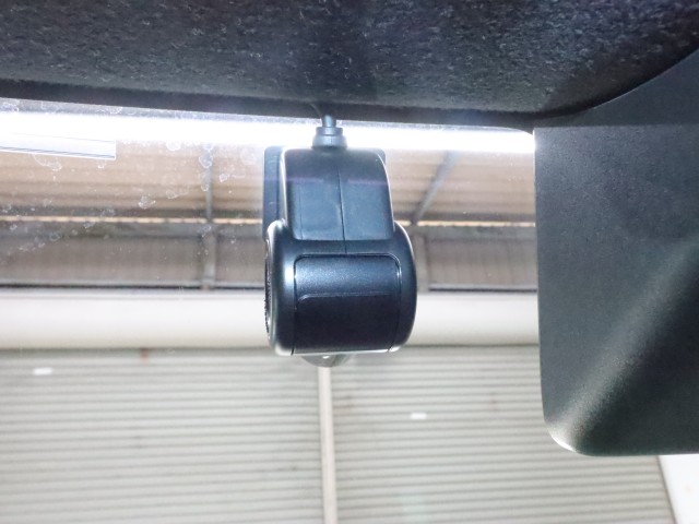 ダイハツ タフト Gﾀｰﾎﾞｸﾛﾑﾍﾞﾝﾁｬｰ