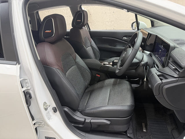 ニッサン オーラ G