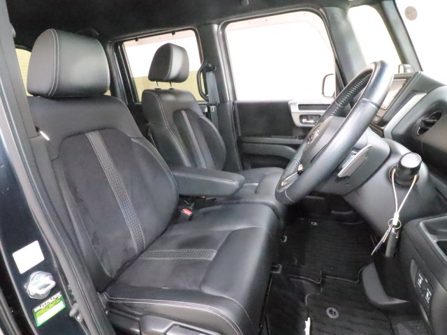 ホンダ Ｎ　ＢＯＸカスタム 特L・ﾀｰﾎﾞｽﾀｲﾙ+ﾌﾞﾗｯｸ