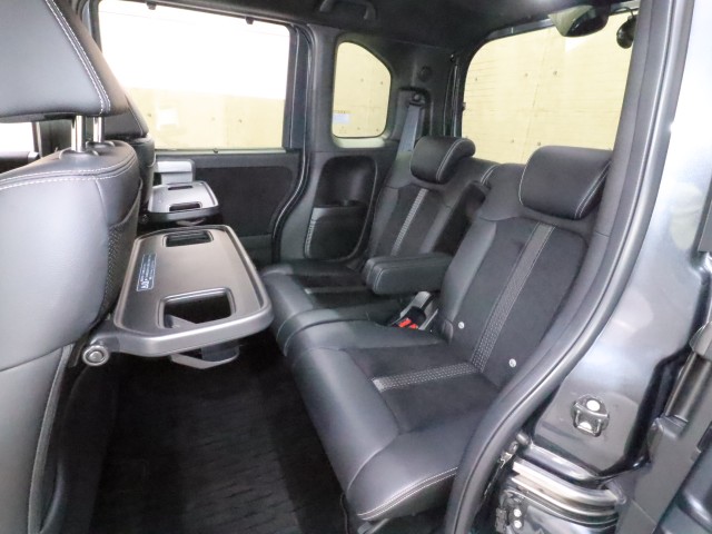 ホンダ Ｎ　ＢＯＸカスタム 特L・ﾀｰﾎﾞｽﾀｲﾙ+ﾌﾞﾗｯｸ