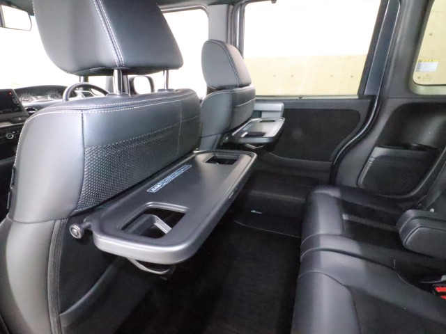 ホンダ Ｎ　ＢＯＸカスタム 特L・ﾀｰﾎﾞｽﾀｲﾙ+ﾌﾞﾗｯｸ