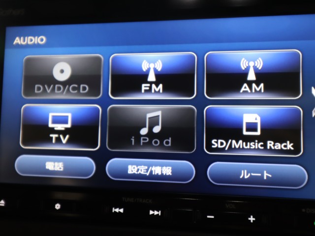 ホンダ Ｎ　ＢＯＸカスタム 特L・ﾀｰﾎﾞｽﾀｲﾙ+ﾌﾞﾗｯｸ