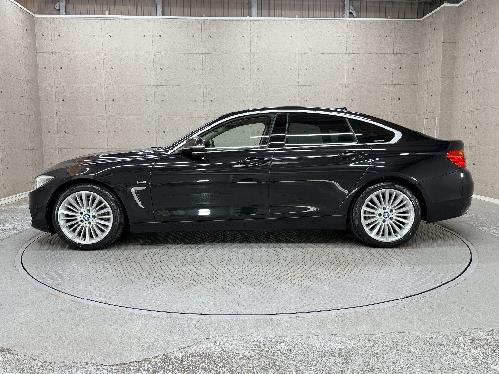 ＢＭＷ ＢＭＷ ４シリーズ 420iｸﾞﾗﾝｸｰﾍﾟﾗｸﾞｼﾞｭｱﾘｰ