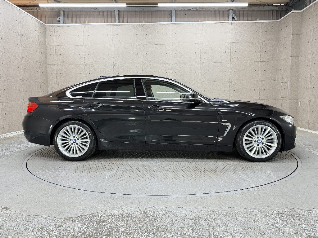 ＢＭＷ ＢＭＷ ４シリーズ 420iｸﾞﾗﾝｸｰﾍﾟﾗｸﾞｼﾞｭｱﾘｰ