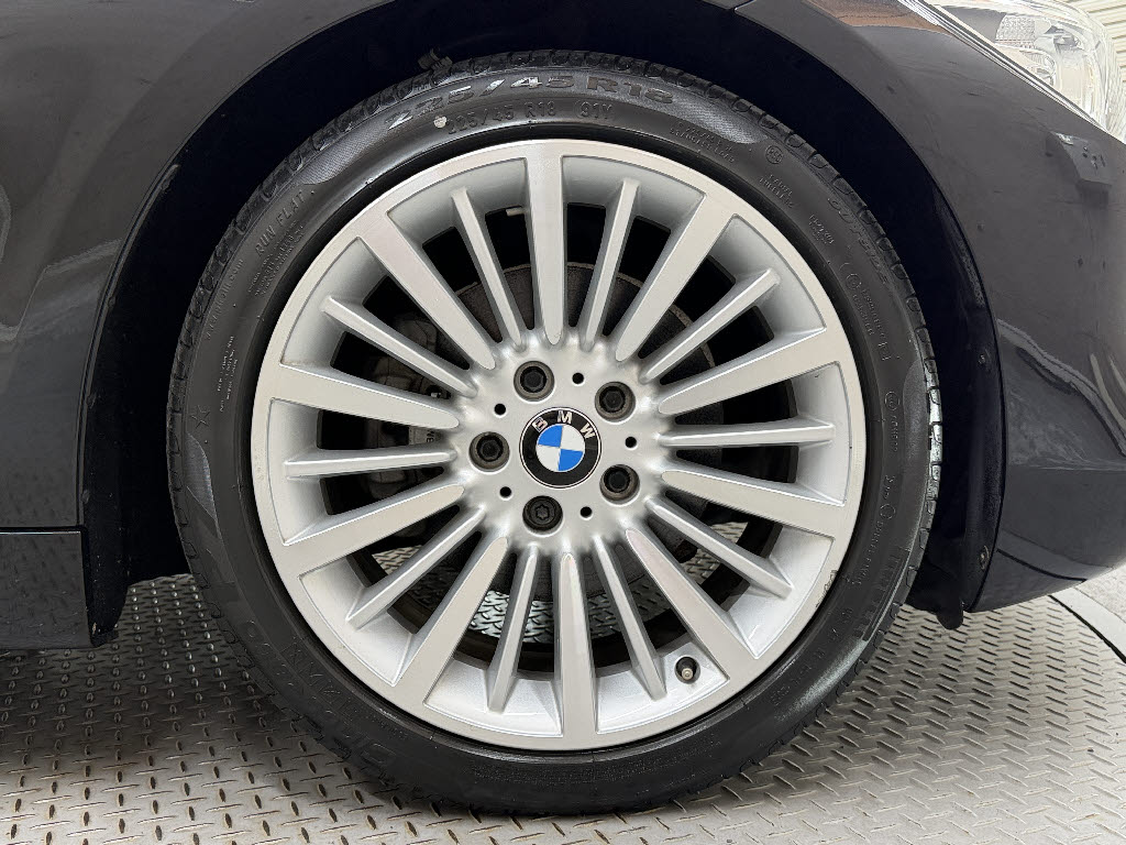 ＢＭＷ ＢＭＷ ４シリーズ 420iｸﾞﾗﾝｸｰﾍﾟﾗｸﾞｼﾞｭｱﾘｰ