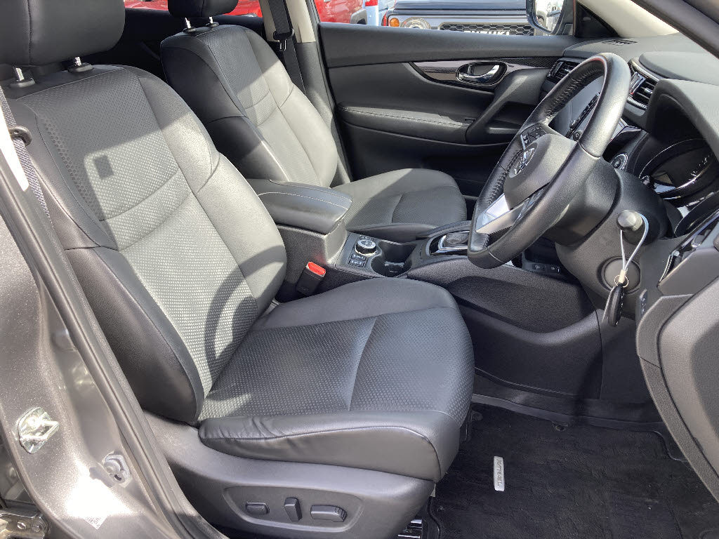 ニッサン エクストレイル 20Xi Vｾﾚｸｼｮﾝ