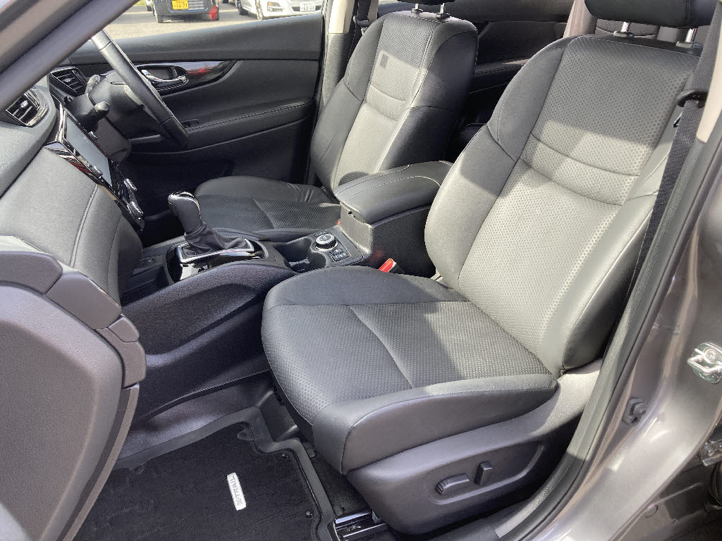 ニッサン エクストレイル 20Xi Vｾﾚｸｼｮﾝ