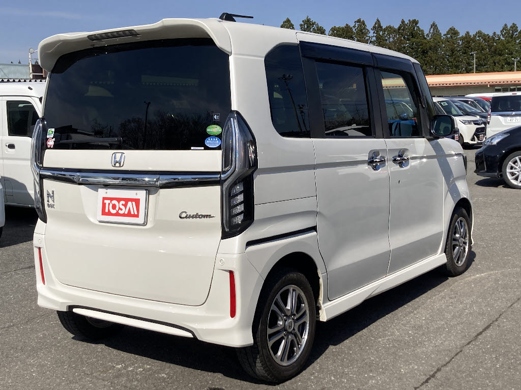 ホンダ Ｎ　ＢＯＸカスタム G-Lﾀｰﾎﾞ ﾎﾝﾀﾞｾﾝｼﾝｸﾞ 4WD