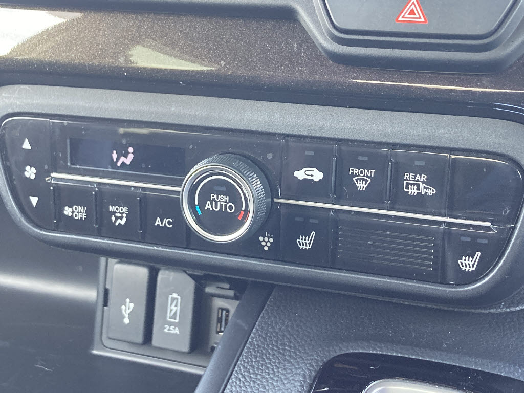 ホンダ Ｎ　ＢＯＸカスタム G-Lﾀｰﾎﾞ ﾎﾝﾀﾞｾﾝｼﾝｸﾞ 4WD