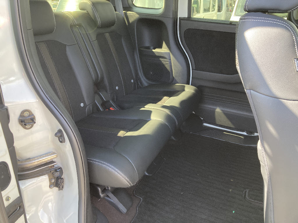 ホンダ Ｎ　ＢＯＸカスタム G-Lﾀｰﾎﾞ ﾎﾝﾀﾞｾﾝｼﾝｸﾞ 4WD