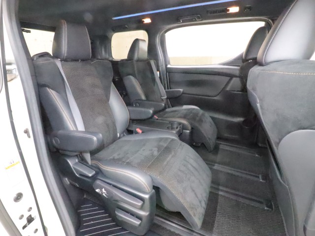 トヨタ アルファード Ｓタイプゴールド