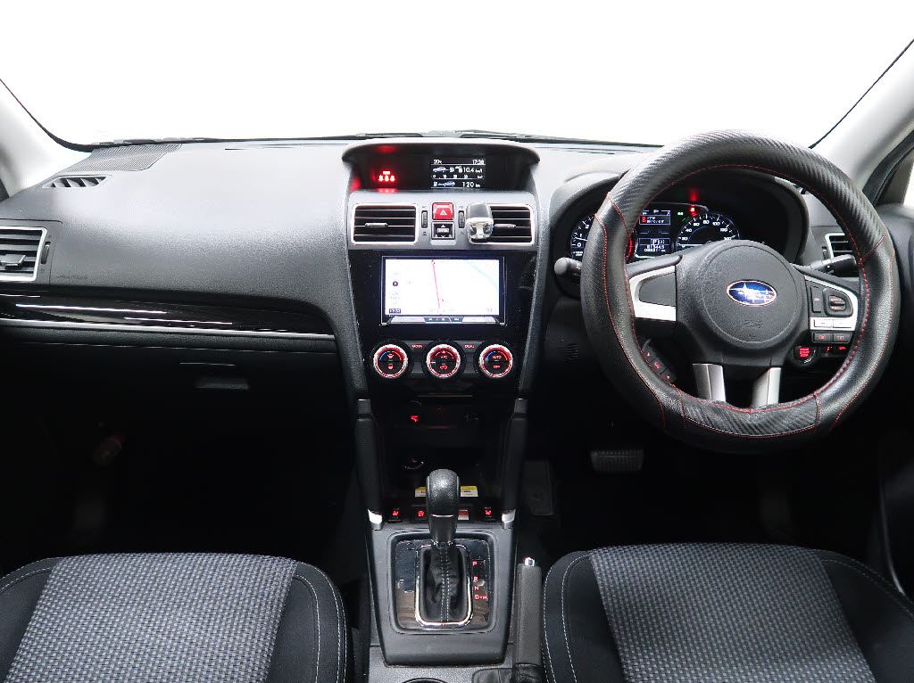 スバル フォレスター 2.0i-Lｱｲｻｲﾄ