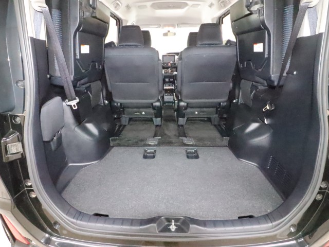 トヨタ ヴォクシー ZSキラメキ