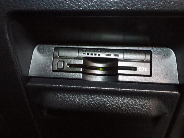 トヨタ ヴォクシー ZSキラメキ