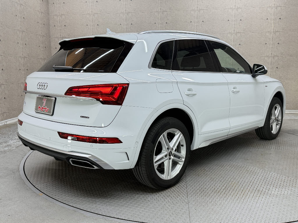 アウディ ｱｳﾃﾞｨ Q5 40TDiｸﾜﾄﾛSﾗｲﾝ