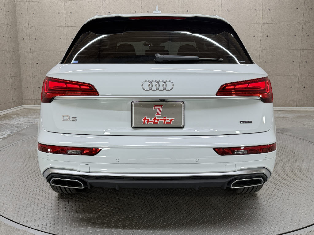 アウディ ｱｳﾃﾞｨ Q5 40TDiｸﾜﾄﾛSﾗｲﾝ